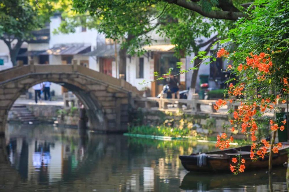 孟尧默了默,轻声道:“是我的妻子。”卫宁茗在线阅读